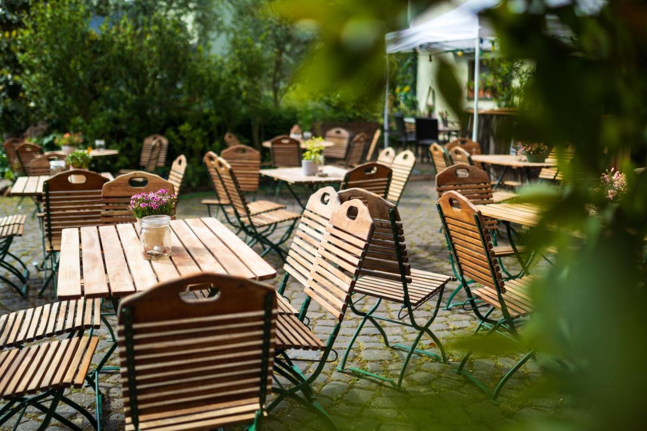 Bio-Weingut Staffelter Hof Guest House Krov Luaran gambar